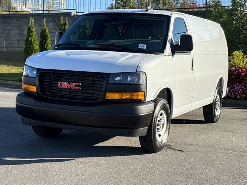 New 2025 GMC Savana 2500 w/ Driver Convenience Package image 5
