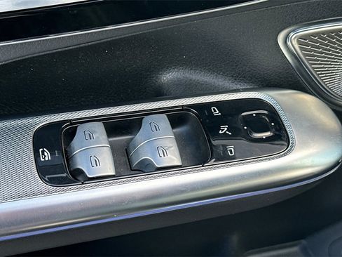 Used 2023 Mercedes-Benz EQE 500 4MATIC Sedan w/ AMG Line Exterior Package image 12