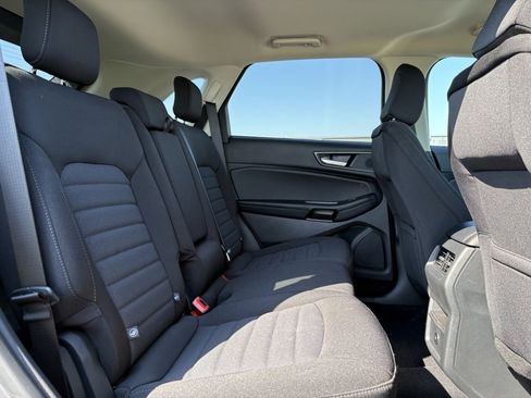 Used 2024 Ford Edge SE w/ Black Appearance Package image 28