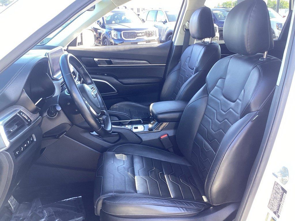 Used 2020 Kia Telluride SX w/ SX Prestige Package AWD/4WD image 16