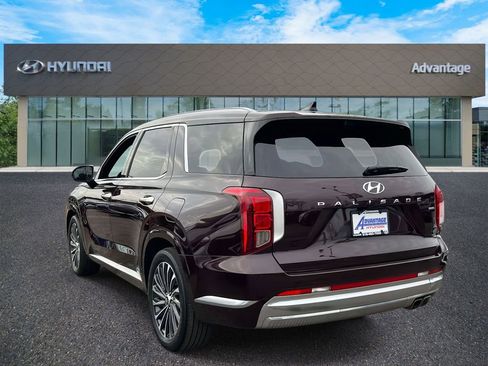 Used 2023 Hyundai Palisade Calligraphy image 7