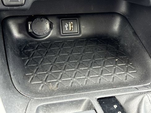 Used 2024 Toyota RAV4 XLE image 26