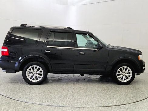 Used 2015 Ford Expedition Limited w/ Equipment Group 301A AWD/4WD image 8