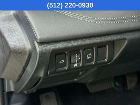 Certified 2025 Subaru Outback Touring XT AWD/4WD image 11