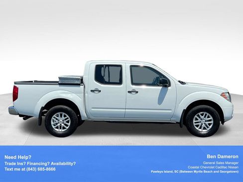 Used 2019 Nissan Frontier SV AWD/4WD image 4