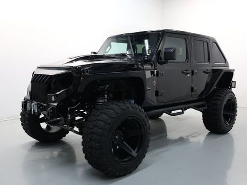 Used 2025 Jeep Wrangler Unlimited Sport AWD/4WD image 1