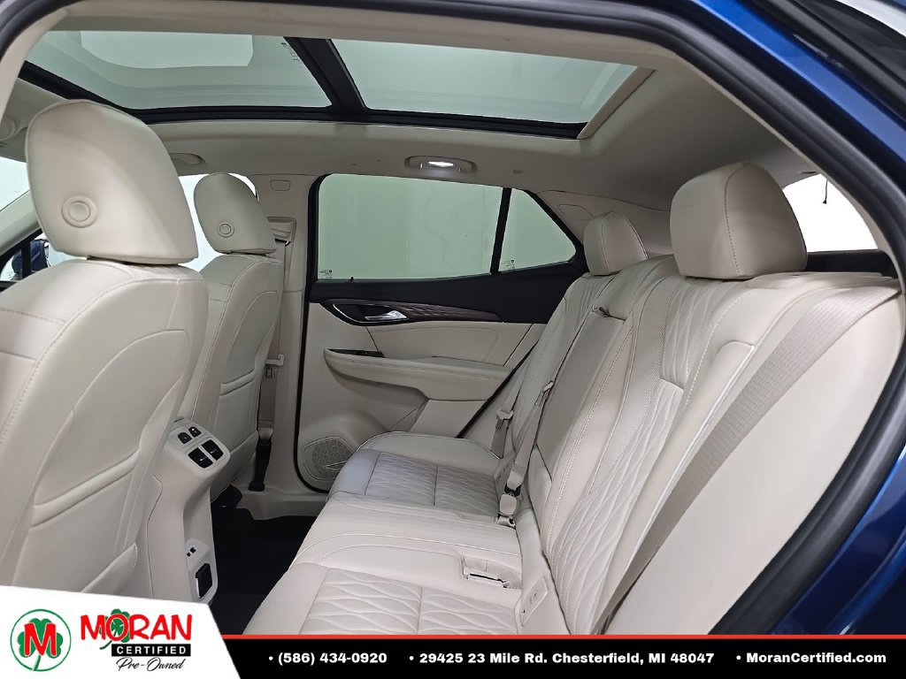Used 2023 Buick Envision Avenir AWD/4WD image 9
