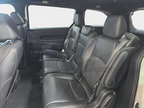 Certified 2024 Honda Odyssey Sport image 11