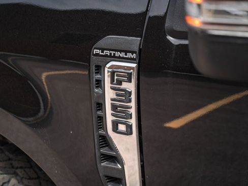 Certified 2023 Ford F350 Platinum w/ Tremor Off-Road Package AWD/4WD image 16
