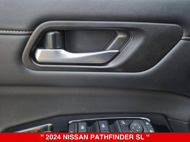 Certified 2024 Nissan Pathfinder SL AWD/4WD image 13