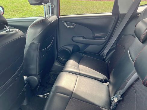 Used 2011 Honda Fit Sport image 12