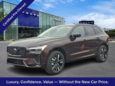 Used 2026 Volvo XC60 B5 Plus w/ Protection Package Premier AWD/4WD image 2