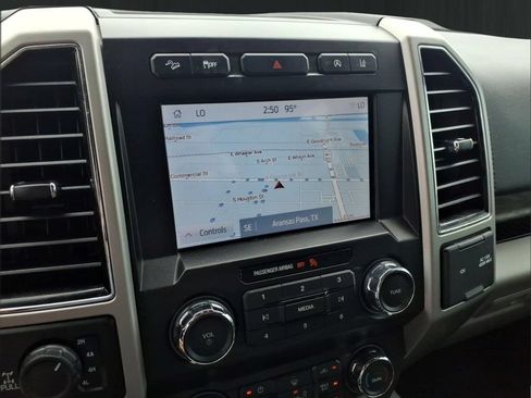 Used 2020 Ford F150 Lariat AWD/4WD image 23