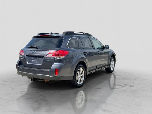 Used 2014 Subaru Outback 3.6R Limited w/ Moonroof Package AWD/4WD image 7