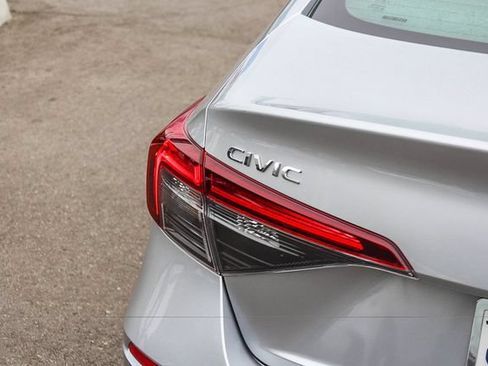 Used 2025 Honda Civic Sport Touring image 8