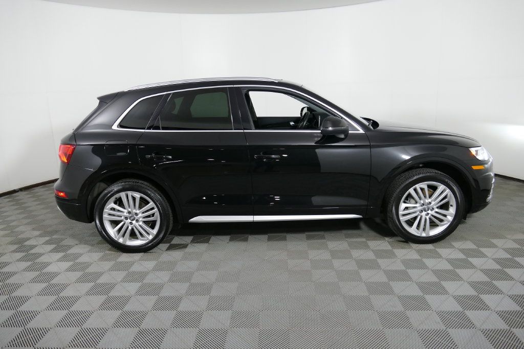 Used 2019 Audi Q5 Premium AWD/4WD image 2
