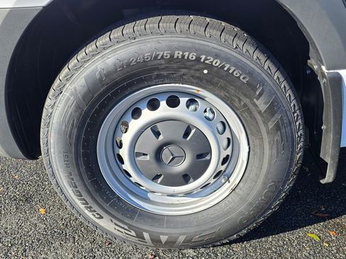 New 2026 Mercedes-Benz Sprinter 2500 image 10