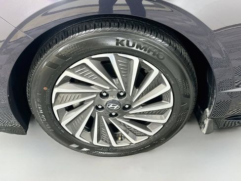 Certified 2025 Hyundai Sonata SEL FWD image 30