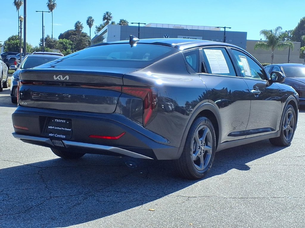 Certified 2025 Kia K4 FWD image 5