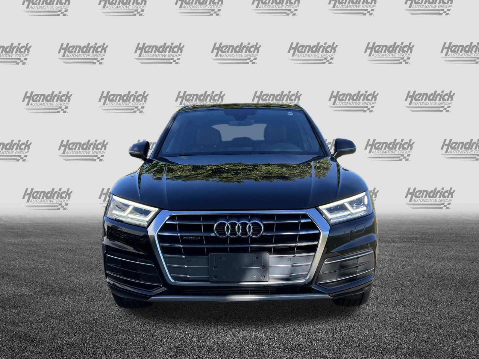 Used 2020 Audi Q5 2.0T Premium Plus w/ Premium Plus Package AWD/4WD image 3