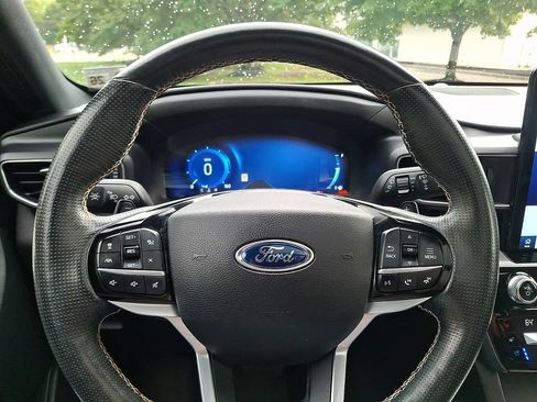 Used 2021 Ford Explorer ST w/ Equipment Group 401A AWD/4WD image 19