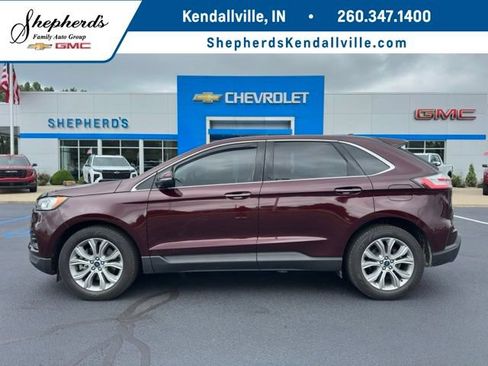 Used 2019 Ford Edge Titanium w/ Cold Weather Package AWD/4WD image 1