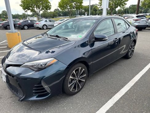 Used 2017 Toyota Corolla SE FWD image 11