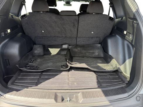 Used 2025 Honda CR-V Sport image 4