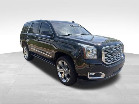 Used 2018 GMC Yukon Denali w/ Denali Ultimate Package image 3