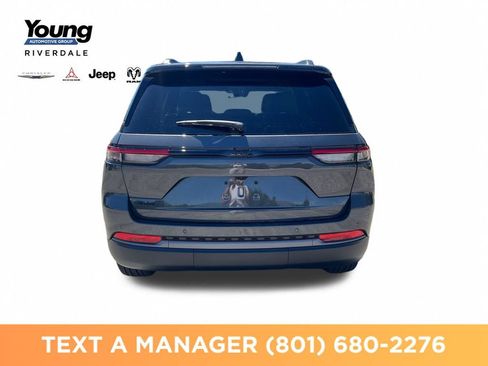 New 2026 Jeep Grand Cherokee Limited w/ Limited Altitude Package AWD/4WD image 4