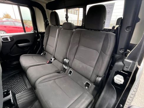 Used 2020 Jeep Gladiator Sport w/ Quick Order Package 24S image 18