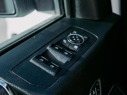 Used 2020 Ford F150 Lariat w/ Equipment Group 502A Luxury image 15