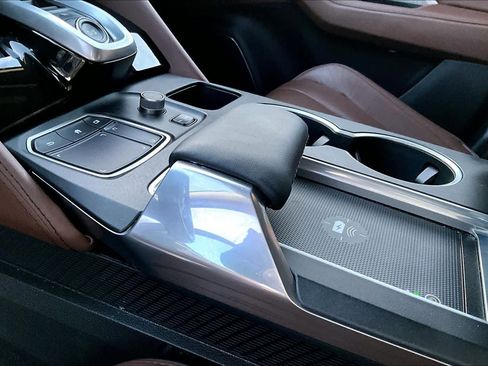 Used 2023 Acura MDX SH-AWD w/ Advance Package image 17