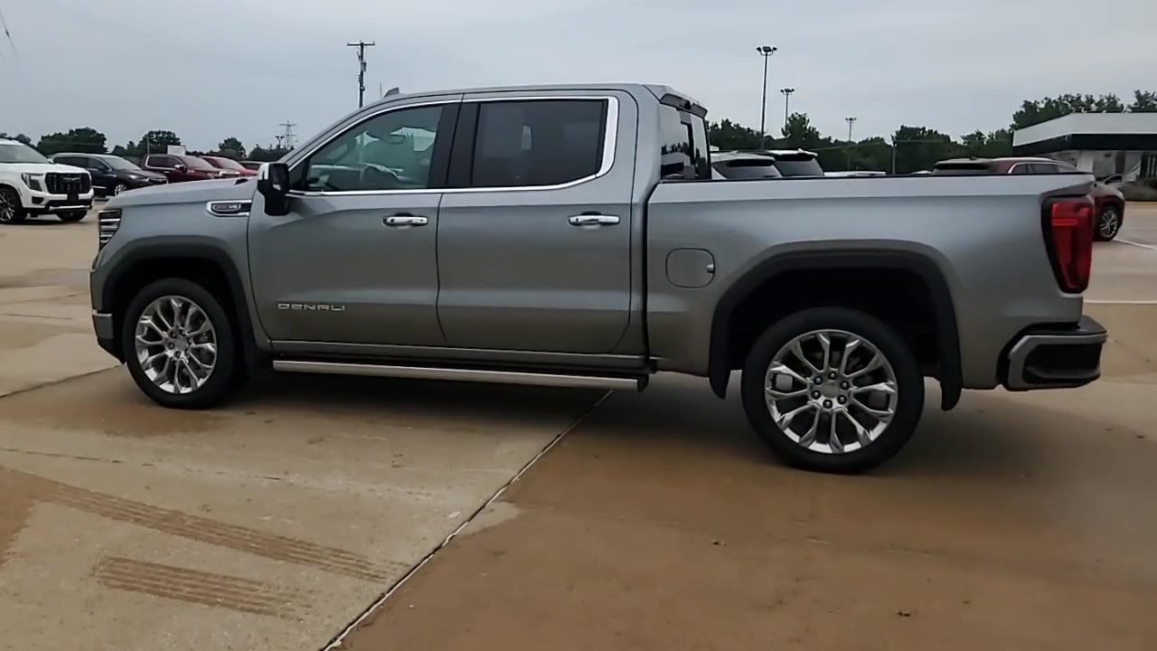 Used 2023 GMC Sierra 1500 Denali w/ Denali Reserve Package AWD/4WD image 6