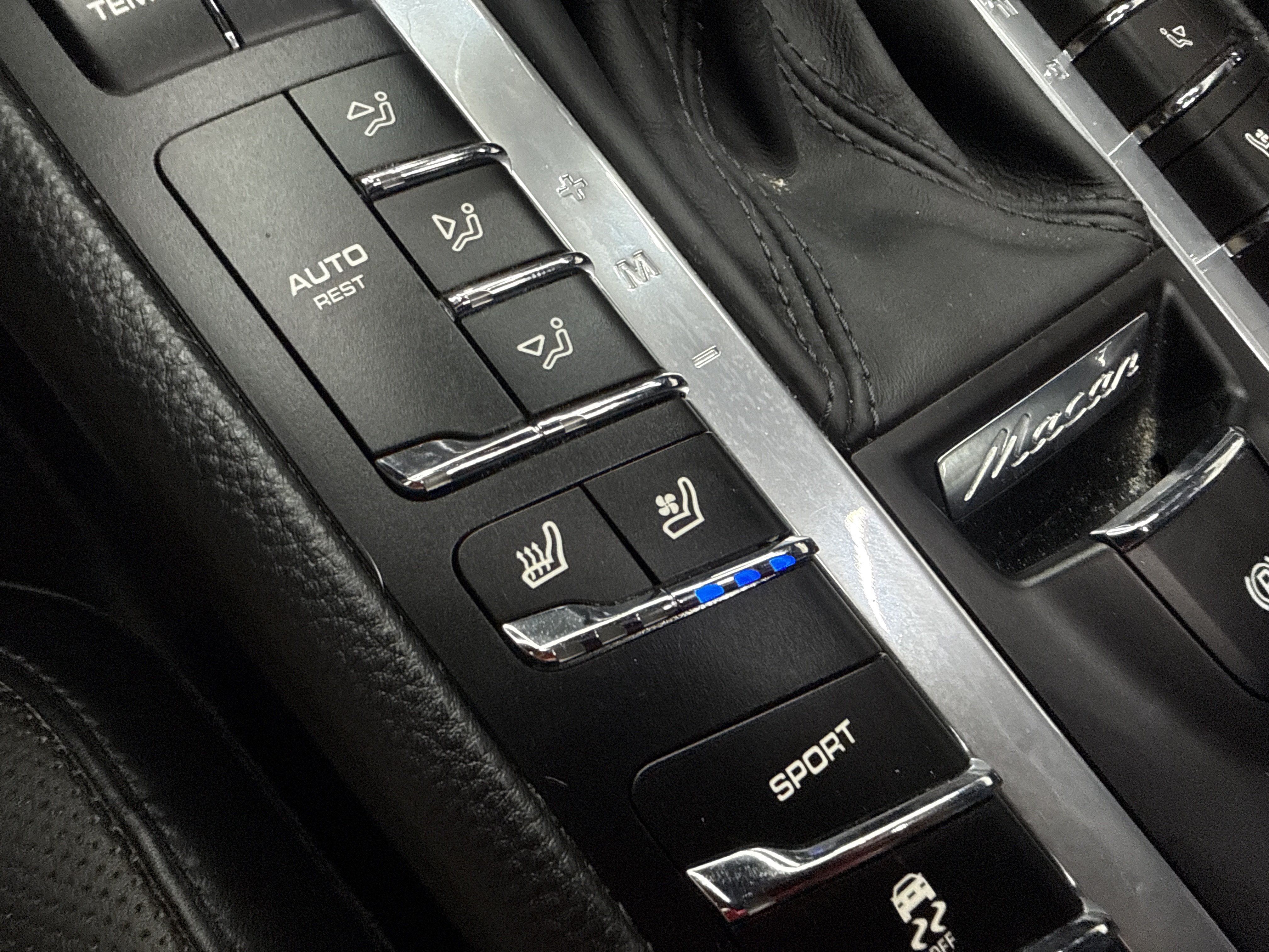 Used 2018 Porsche Macan S AWD/4WD image 21