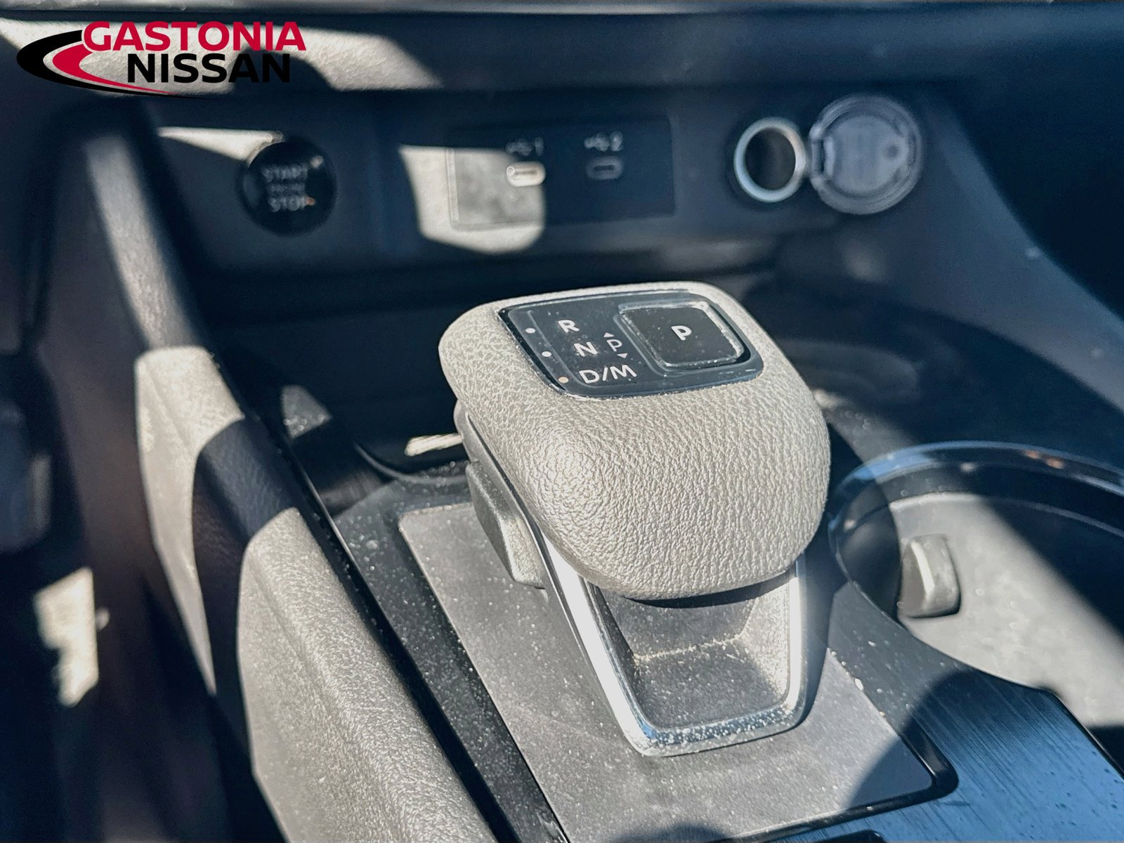 Used 2025 Nissan Rogue SV AWD/4WD image 21