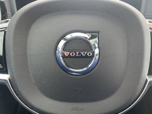 Certified 2025 Volvo V60 B5 Cross Country Ultra image 42