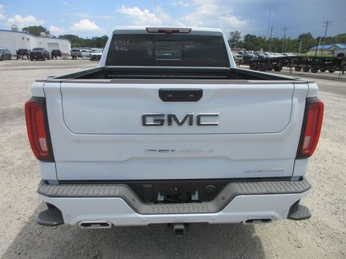 New 2026 GMC Sierra 1500 Denali Ultimate AWD/4WD image 7