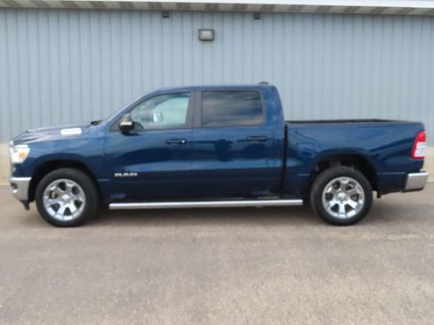 Used 2022 RAM 1500 Big Horn AWD/4WD image 8