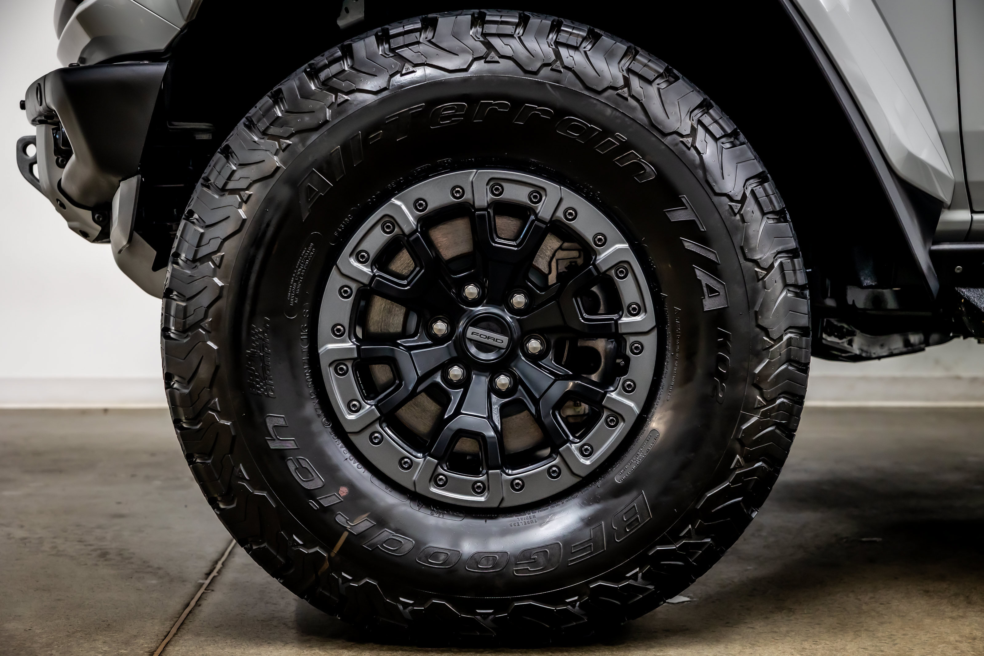 Used 2026 Ford Bronco Raptor w/ Interior Carbon Fiber Pack AWD/4WD image 37