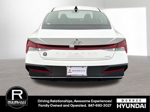 New 2026 Hyundai Elantra Blue image 8