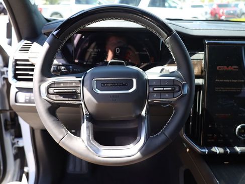 New 2026 GMC Acadia Denali Ultimate AWD/4WD image 13