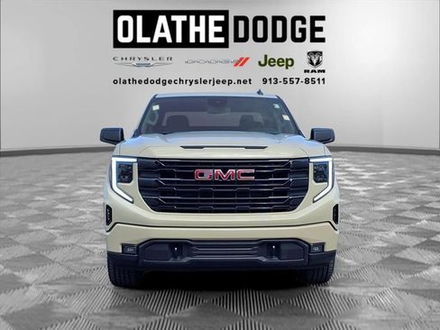 Used 2023 GMC Sierra 1500 Elevation image 31