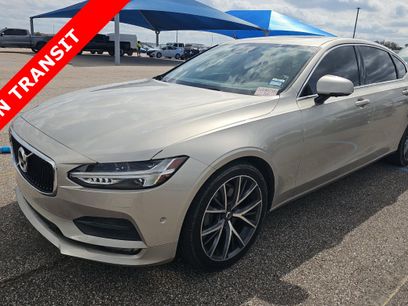 Used 2018 Volvo S90 T5 Momentum w/ Convenience Package