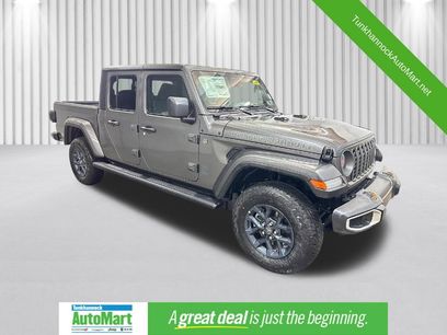 New 2026 Jeep Gladiator Sport