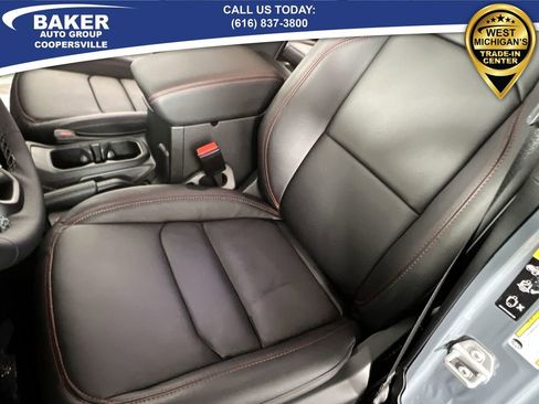 Used 2025 Jeep Wrangler Unlimited Rubicon image 20