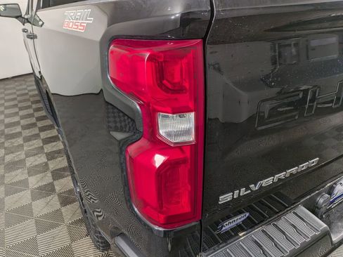 Used 2023 Chevrolet Silverado 1500 LT Trail Boss image 10