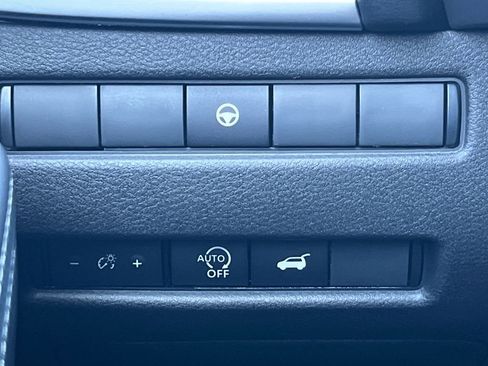 New 2026 Nissan Rogue SV AWD/4WD image 21