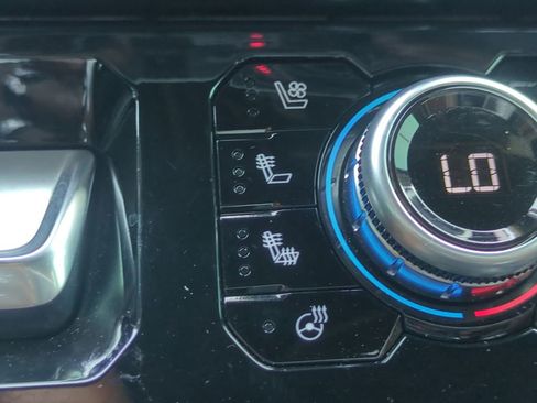 Used 2024 GMC Sierra 1500 Denali Ultimate image 25