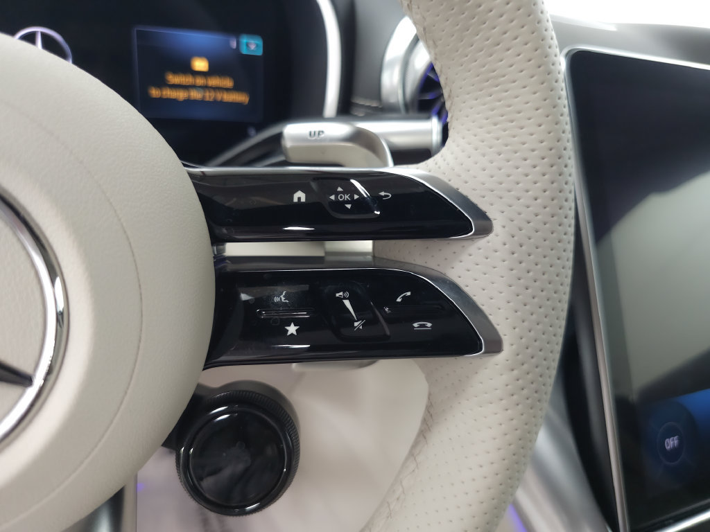 Certified 2025 Mercedes-Benz SL 63 AMG 4MATIC image 14